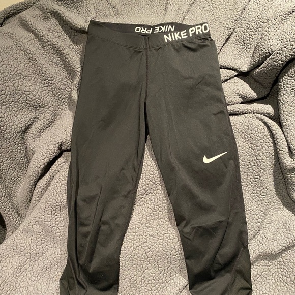 Nike Pro Capris - Picture 1 of 1